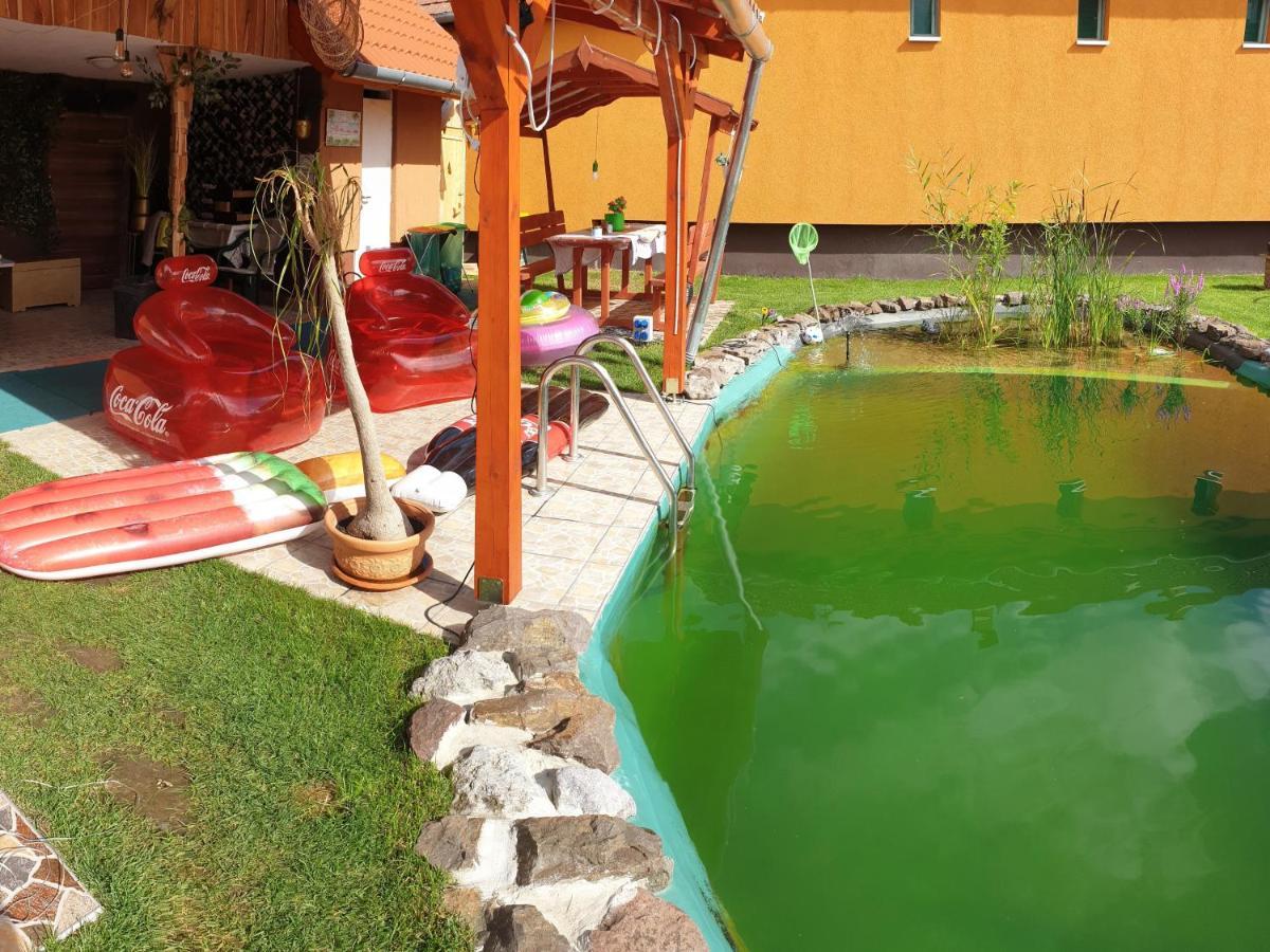 Grevia Apartmanok Poroszló Екстериор снимка