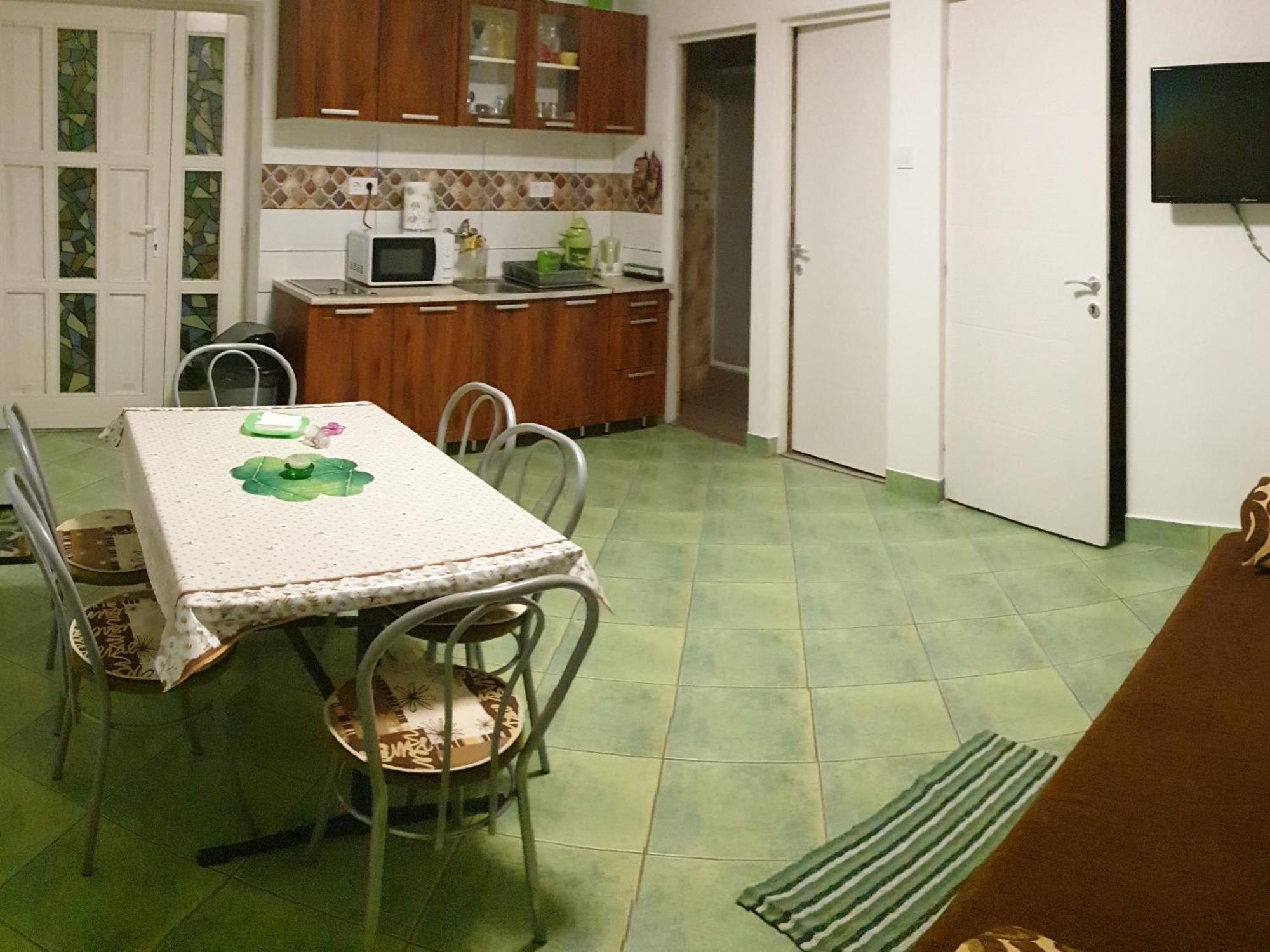 Grevia Apartmanok Poroszló Стая снимка